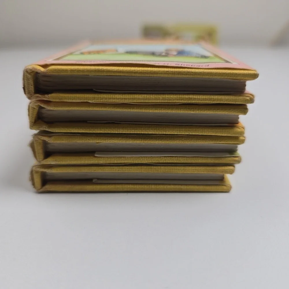 Vintage Winnie the Pooh Miniature Book Boxed Set 4 Milne 1968 HC w/ Sleeve